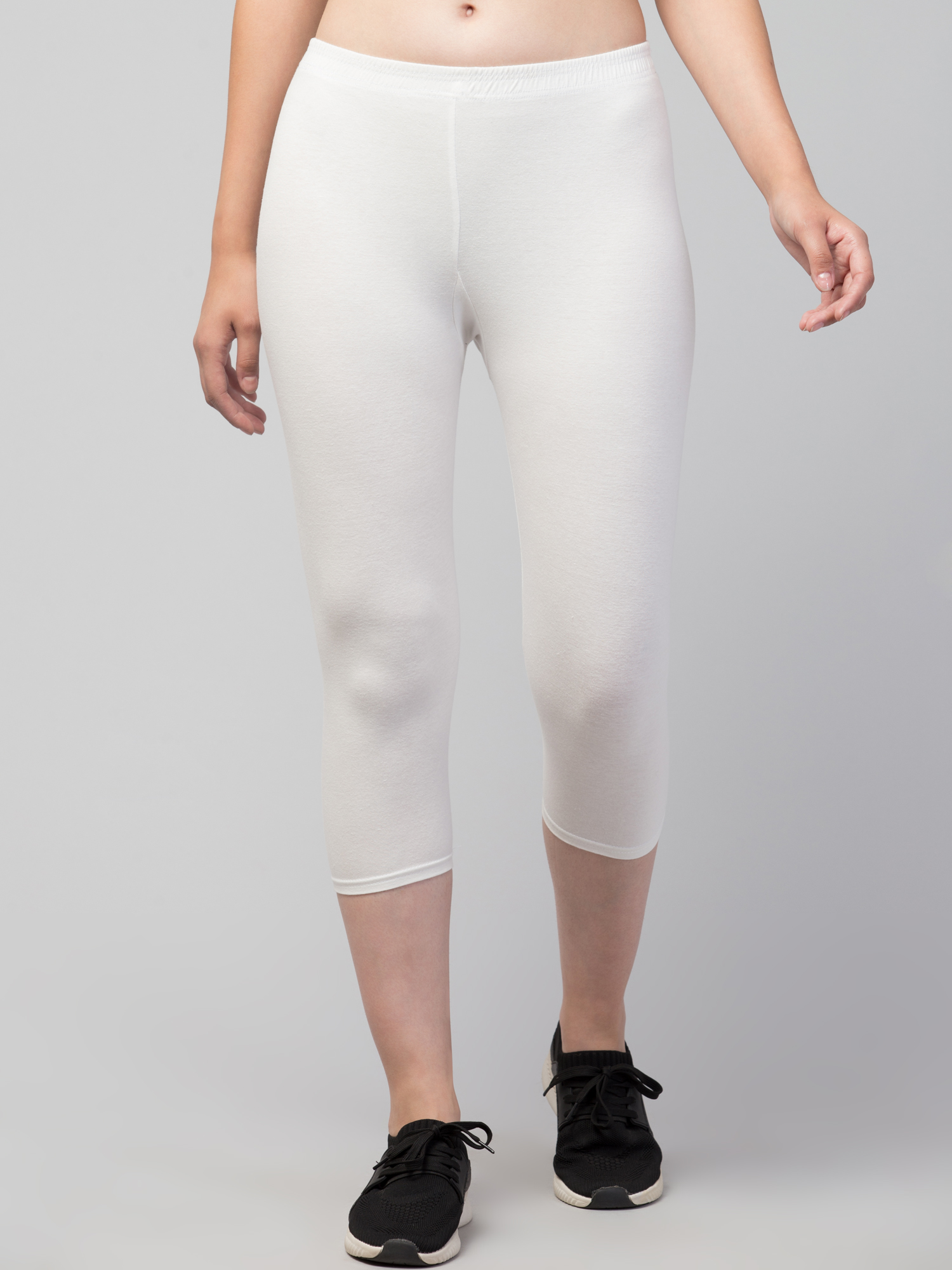 Mid Rise Skinny Fit Capris