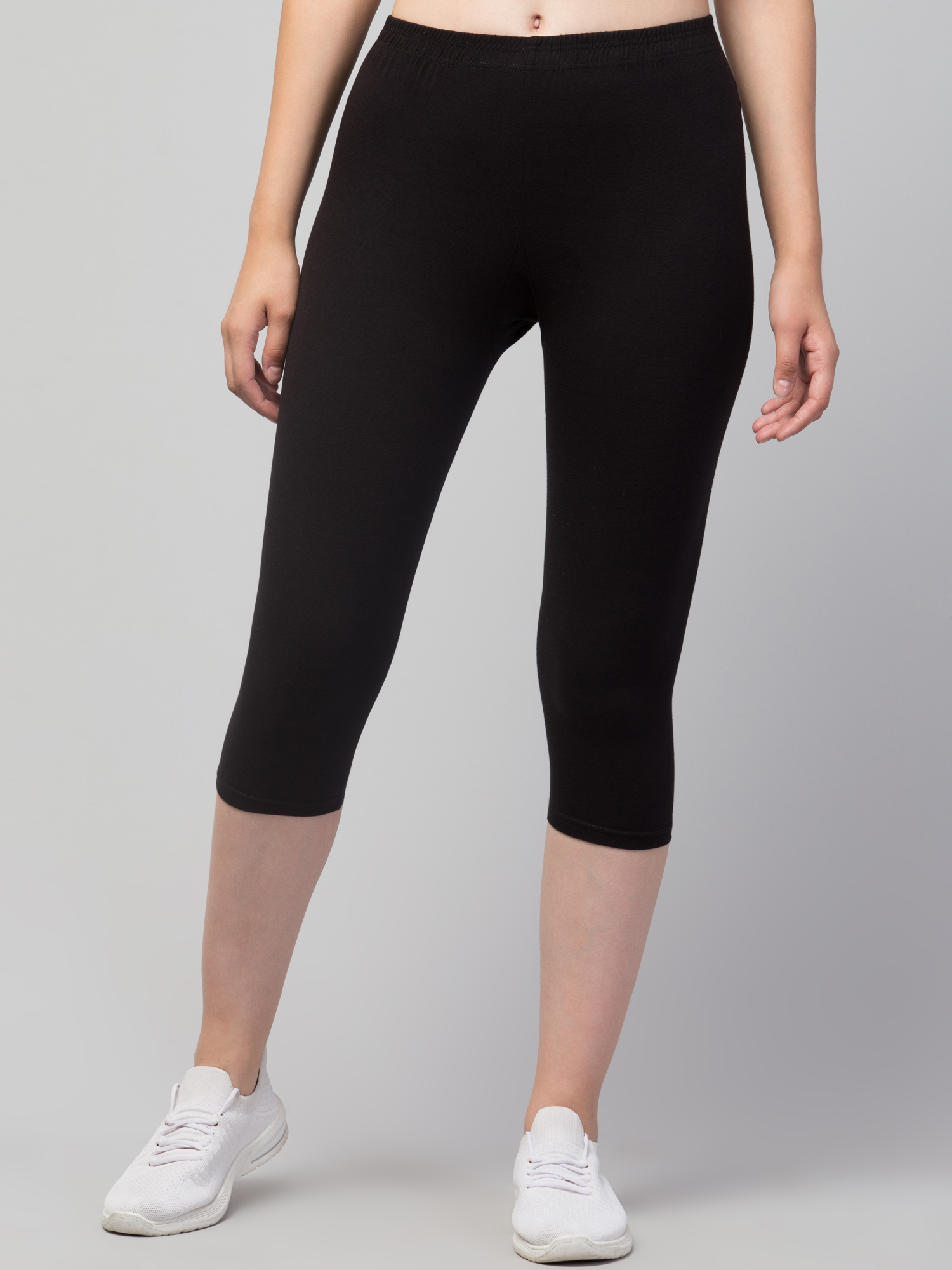 Mid Rise Skinny Fit Capris